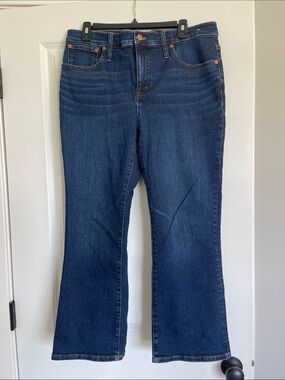 Madewell Mid-Rise Kick Out Jeans